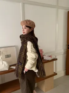 Gemütlicher Herbst Winter Karoschal für Damen, retro Maillard Stil warmer Modeaccessoire Alltag.
