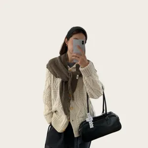 Cozy autumn winter triangle scarf shawl draped over shoulders chunky knit cardigan outfit set