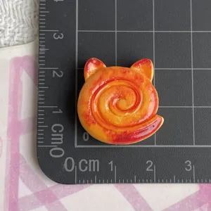 Encanto de pan de gato de resina lindo reverso plano para funda de bricolaje fabricación de joyas