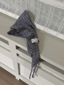 Pañuelo triangular de punto a rayas moda otoño invierno chal decorativo pequeño