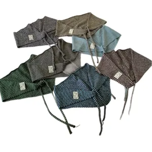 Pañuelo triangular de punto a rayas otoño invierno moda cinta para el pelo chal pequeño mujer