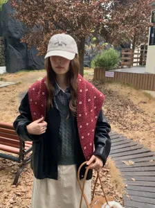 Bufanda triangular de punto floral de lana estilo coreano cálido chal de invierno mujer