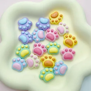 Bunte Harz Katzenpfote Cabochons fuer DIY Cremekleber Handyhuelle Haarnadel Dekoration.