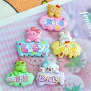 Lindos dijes de resina de animales con palabras en inglés para decoración de funda de teléfono.