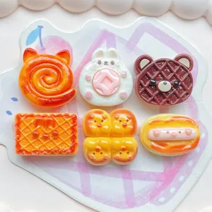 Cabochons de resina comida oso conejo galleta dijes para funda de teléfono DIY accesorios