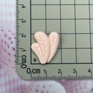 Cute frosted pink leaf resin cabochon charm for DIY hairpin and phone case decoration details.
