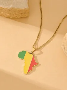 Detailansicht der Halskette mit afrikanischem Kontinent-Anhänger in Flaggenfarben