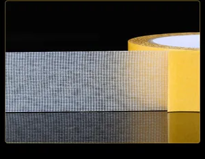 Makro-Detail der starken Gitterstruktur von hochviskosem Gewebe-Doppelklebeband