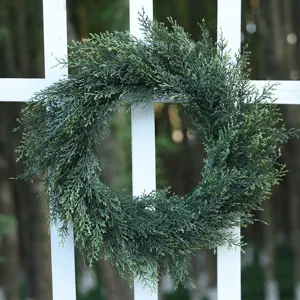 Ghirlanda di pino artificiale verde PE foglia decorazione porta per festa di Natale esterno