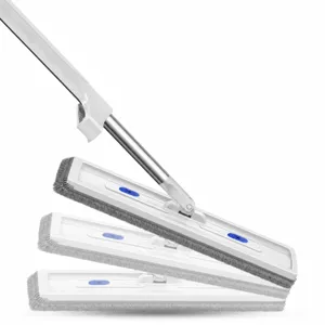 Flacher Bodenwischer mit automatischem Rücksprung und saugfähigem Mikrofasermonopad.