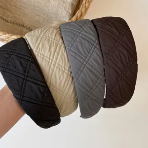 Womens Quilted Diamond Lattice Padded Headband Wide Brim Sponge Hair Hoop Fashion Commuting Casual Hair Accessories