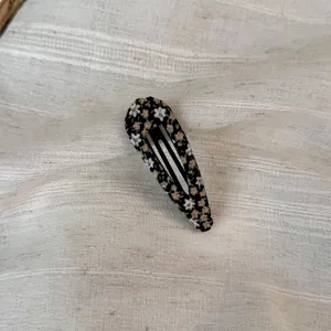 Korean pastoral floral oval hair clip, cute fabric snap hairpin for bangs and daily styling.
