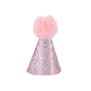 Chapeau d'anniversaire rose à paillettes pour animaux avec pompon moelleux