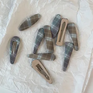 Vintage plaid snap hair clips for women, stylish fabric covered BB hair barrettes.