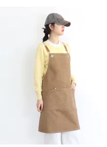 Thickened canvas work apron with pockets and leather straps, ideal for coffee shops and daily use.