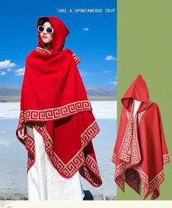 Capa poncho roja con capucha estilo étnico mujer invierno cálido chal patrón geométrico