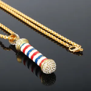 Collana Palo da Barbiere Placcato Oro Strass Ciondolo Salone di Parrucchiere Gioiello
