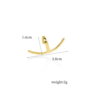 Gold non-piercing lip cuff detail, punk style minimalist body jewelry with 3.8cm width.