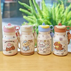 Détail de tasse thermos portable de chiot bouclé mignon, bouteille d'eau isotherme étudiant.