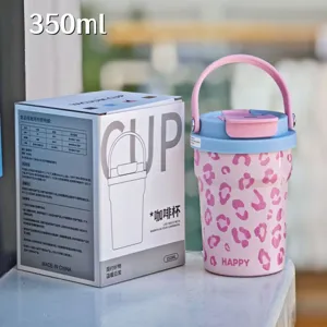 Tazza da caffè isolata con stampa leopardo rosa con manico 350ml borraccia sottovuoto in acciaio