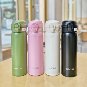 Set de botella de agua aislada al vacío de acero inoxidable con tapa pop-up en cuatro colores.