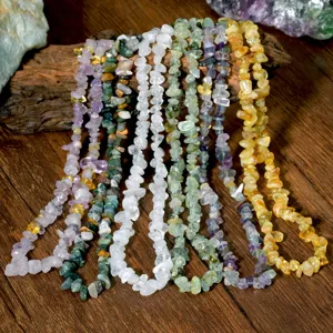 Collana di Perline di Cristallo in Ghiaia Irregolare di Pietra Naturale Stile Spiaggia Multicolore Choker Donna Gioielli