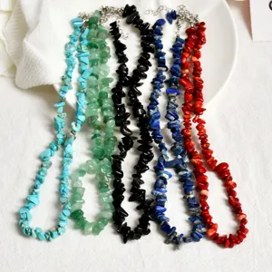 Stile bohémien collana girocollo con pietre naturali frantumate perline dettaglio donna