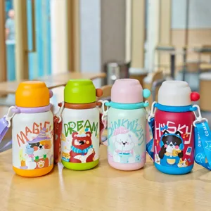 Kinder Edelstahl Vakuum Trinkflasche mit Strohhalm und Tragegurt süßes Cartoon Design Becher