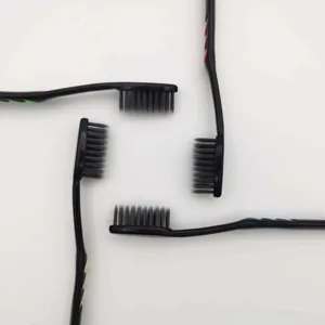 Ensemble brosses à dents adultes poils souples noirs, charbon nettoyage en profondeur.