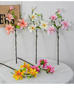 Fiore artificiale di magnolia a 4 teste ramo singolo per decorazioni casa e matrimoni.