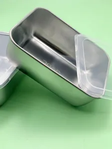 Edelstahl Frischhaltedose Detailansicht mit klarem Deckel und robuster Metallverarbeitung.
