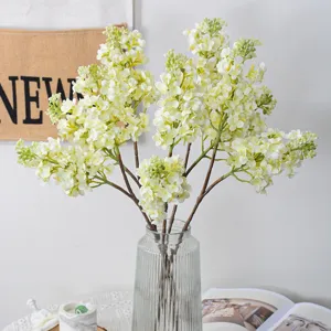Bouquet de fleurs de lilas artificielles françaises pour salon et table à manger déco.