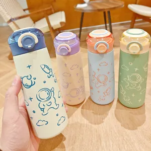 Leuke roestvrijstalen thermosfles draagbare drinkfles met pop-up deksel astronaut ontwerp