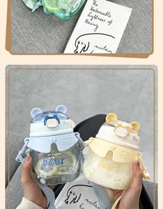 Carina borraccia in plastica a forma di orso con cannuccia, tazza portatile per bambini.