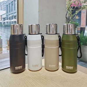Set di borraccia termica sottovuoto portatile da esterno con coperchio in acciaio