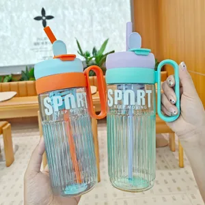 Gran capacidad taza de agua de plástico con asa botella deportiva portátil 1 unidad