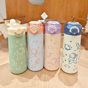 Leuke roestvrijstalen thermosfles draagbare studenten cadeau drinkbeker waterfles.