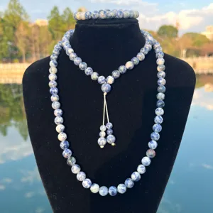 Handgemaakte blauwe steen 99 kralen gebedsketting set detailweergave, traditioneel ontwerp.