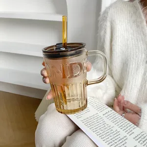 Nordischer minimalistischer Glas Kaffebecher mit Henkel Strohhalm Deckel Bernstein Tasse