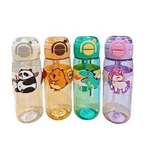 Niedliche Cartoon Trinkhalm Wasserflasche tragbarer Kunststoff Becher mit Tier Motiven.
