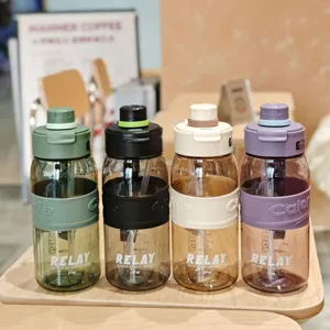 750ml Kunststoff Trinkflasche mit Strohhalm Sport Wasserflasche fuer Fitness Outdoor und Alltag