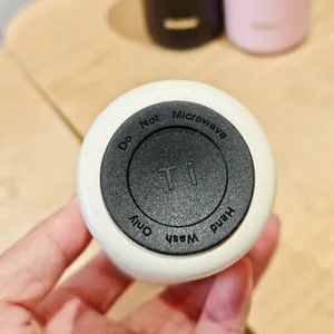 Mini botella térmica de vacío de titanio taza termo de bolsillo portátil para uso diario