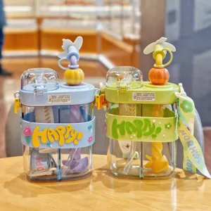 Doppelkammer Wasserflasche mit Tragegurt, süßer Cartoon Strohhalm Becher für Kinder.