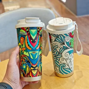 Vaso térmico de acero inoxidable estilo bohemio para café con tapa de doble bebida y correa.