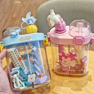 Cartoon Doppelkammer Wasserflasche mit Tragegurt und Strohhalm, süßer Plastik Trinkbecher.
