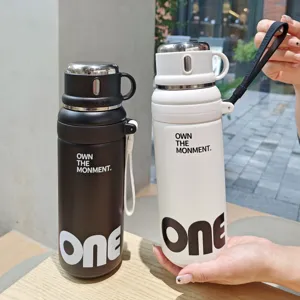 800ml Edelstahl Vakuum Isolierte Wasserflasche Große Kapazität Tragbare Isolierkanne Mit Griff Und Strohhalm Für Outdoor Reisen Sport Büro