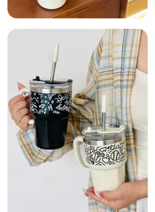 Edler Edelstahl Isolierbecher mit Strohhalm und Griff, stilvolle Tasse mit Graffiti Design.