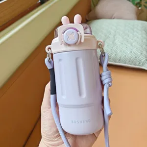 Schattige roestvrijstalen konijn rietje waterfles detail, draagbare kinder thermosfles