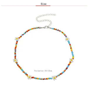 Collana girocollo con margherita di perline colorate bohémien con catenina donna