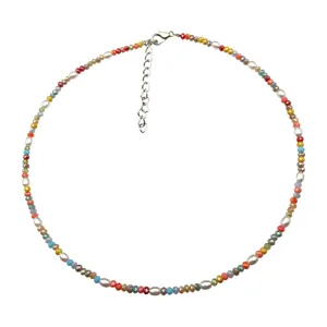 Collar de gargantilla de cuentas de colores con perlas multicolores y cristales, cadena.